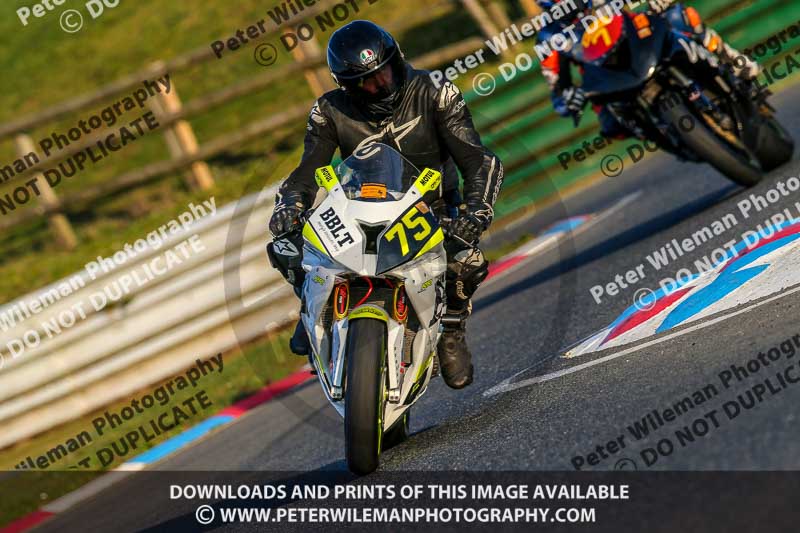 PJ Motorsport Photography 2018;enduro digital images;event digital images;eventdigitalimages;mallory park;mallory park photographs;mallory park trackday;mallory park trackday photographs;no limits trackdays;peter wileman photography;racing digital images;trackday digital images;trackday photos